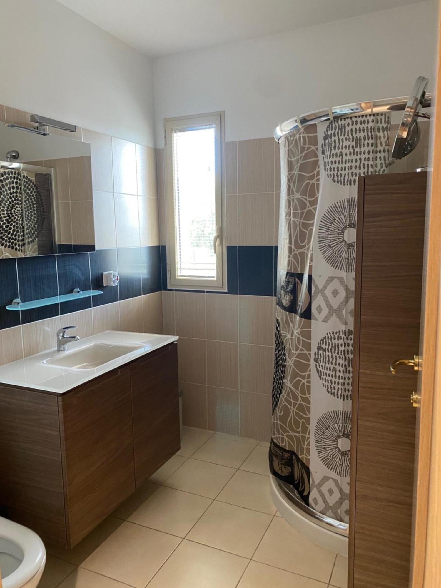 Superbe Avec Parking Prive, Proche Commerces Et Apartment Lucciana (Corsica)